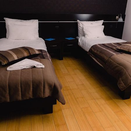 Hotel Novak Zvornik Kültér fotó